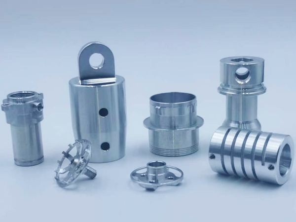 What are the advantages of cnc vertical machining centers